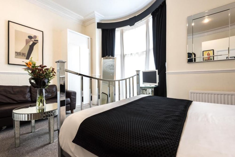 Фото Paskins Townhouse