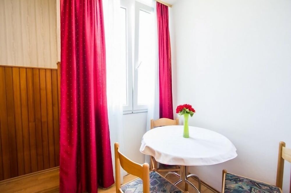 Фото Hotel Omorika