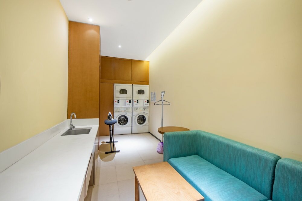 Фото Holiday Inn Express Hangzhou East Station