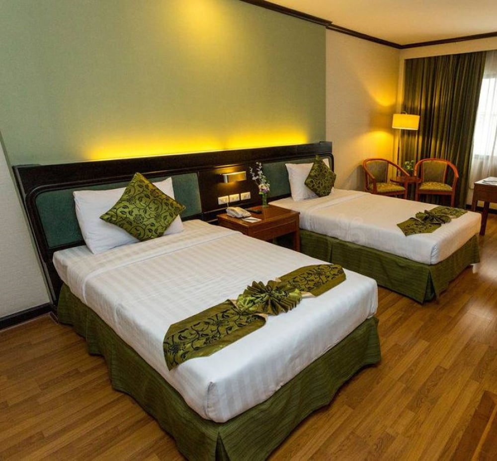 Фото Arawana Regency Park Sukhumvit