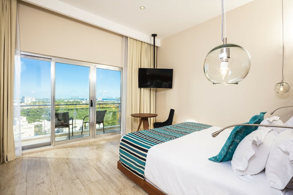 Фото Krystal Urban Cancun Centro