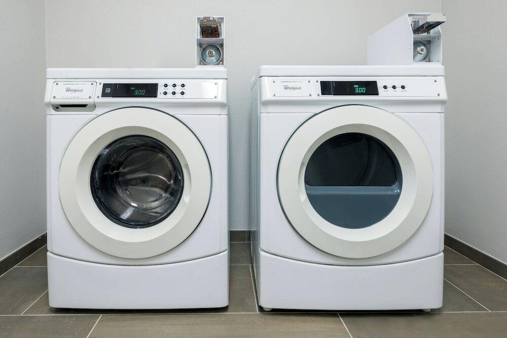 Фото Courtyard by Marriott Tallahassee North/I-10 Capital Circle