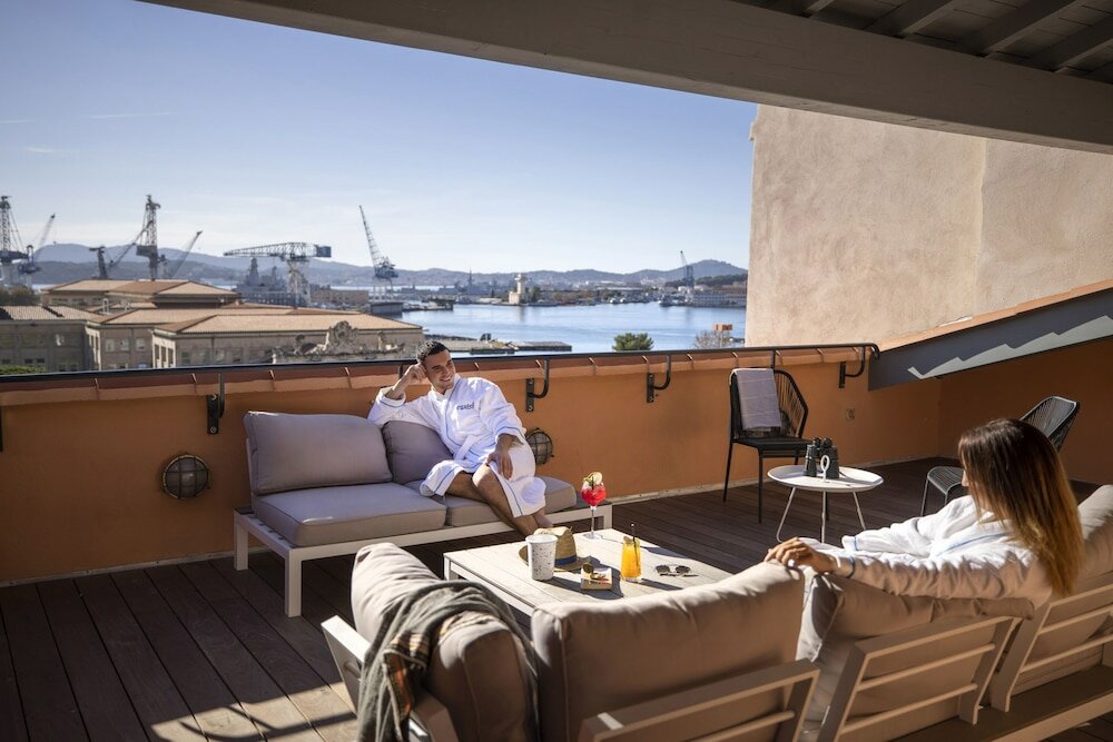 Фото Hotel L'Eautel Toulon Port