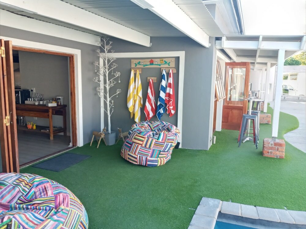 Фото Two Fat Owls Guesthouse