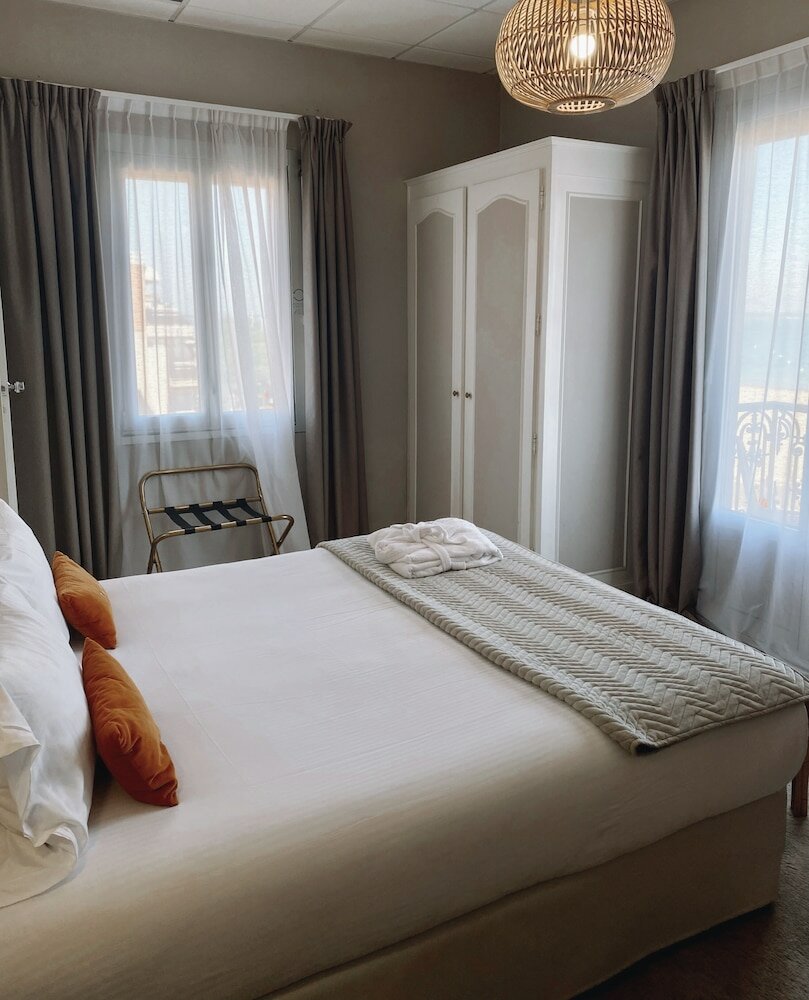 Фото Grand Hôtel Richelieu