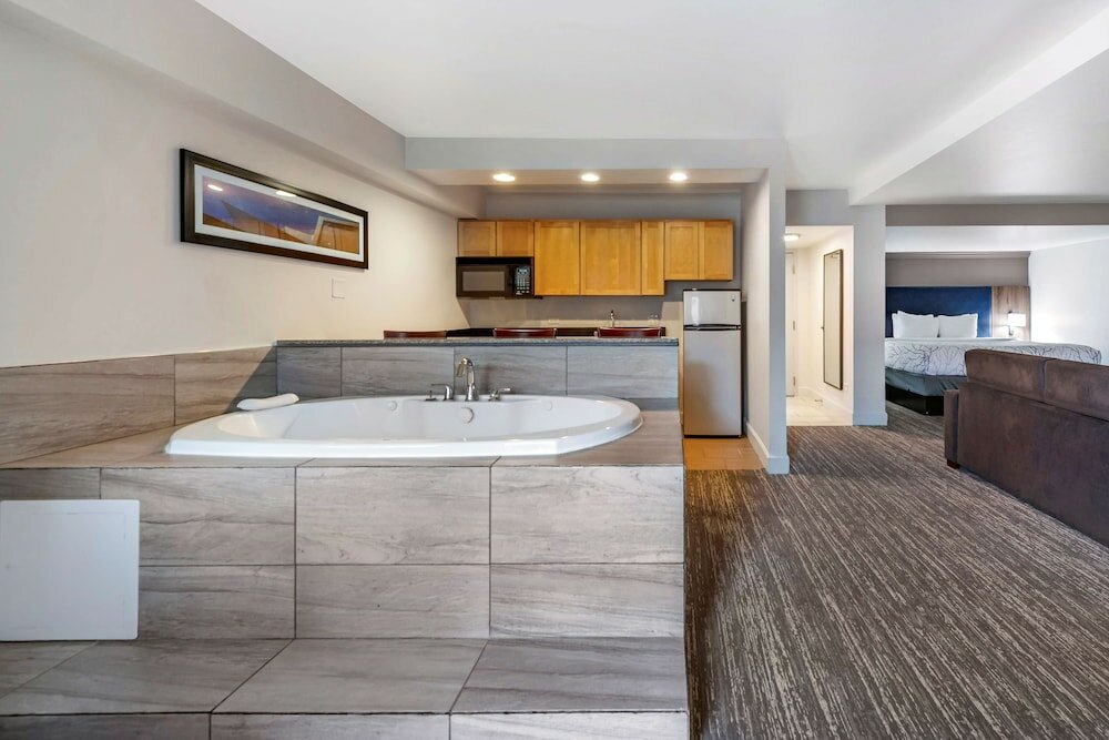 Фото Best Western Premier Denver East