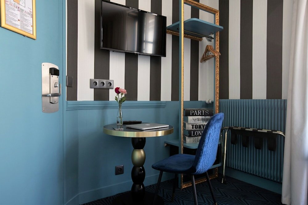 Фото Hôtel du Théâtre by Patrick Hayat