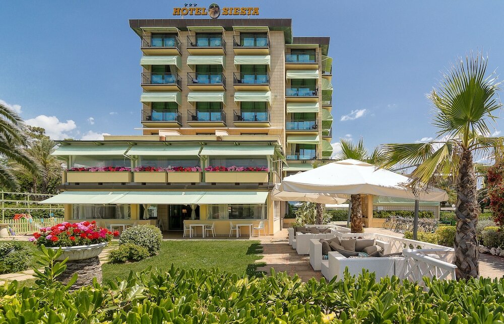 Фото Hotel Siesta