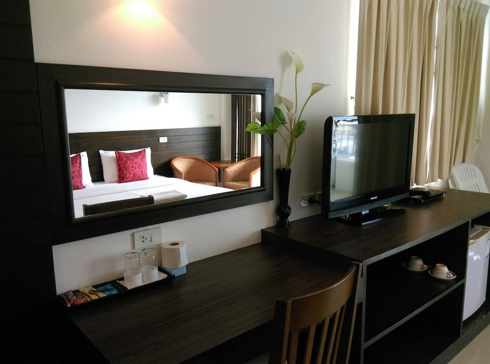 Фото Baan Manthana Hotel