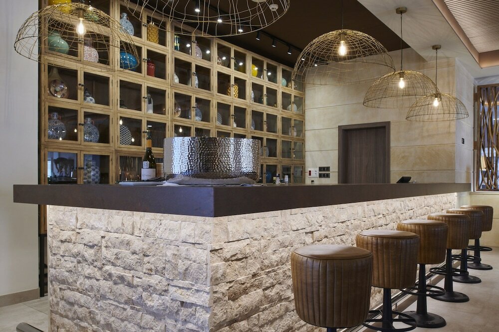 Фото Ansares Hotel