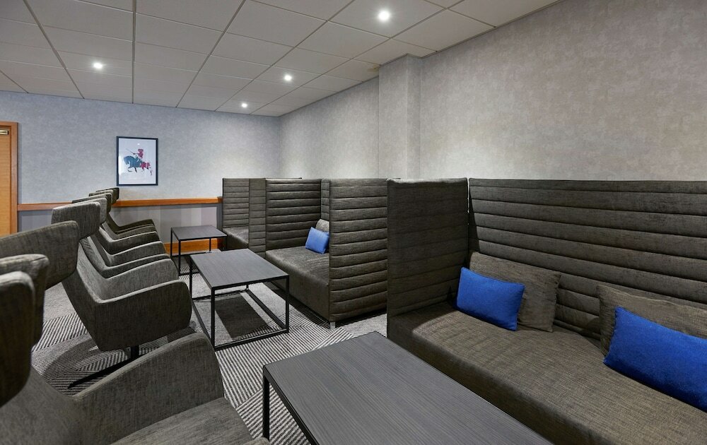 Фото DoubleTree by Hilton Hotel Coventry