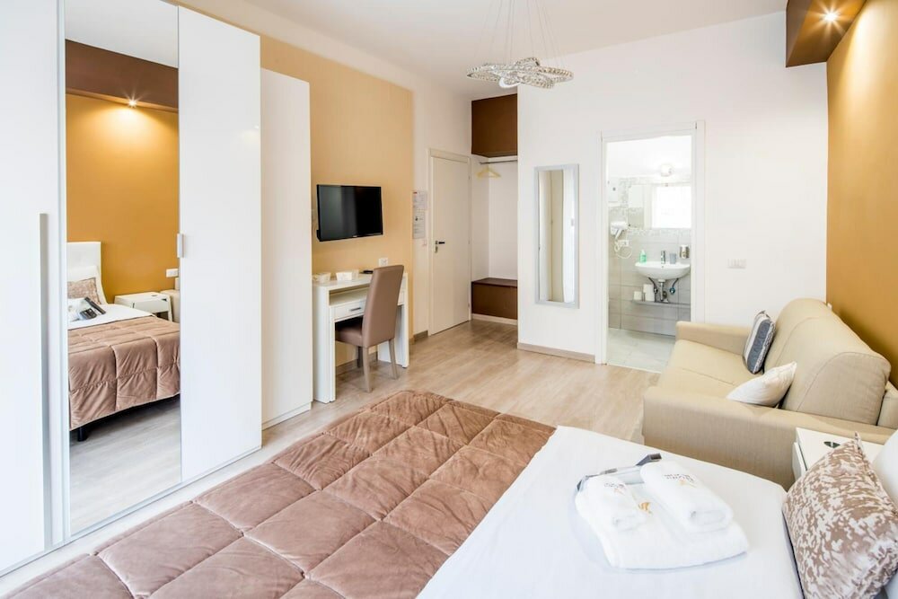 Фото Guest House Mr Brown