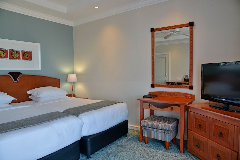 Фото Courtyard Port Elizabeth