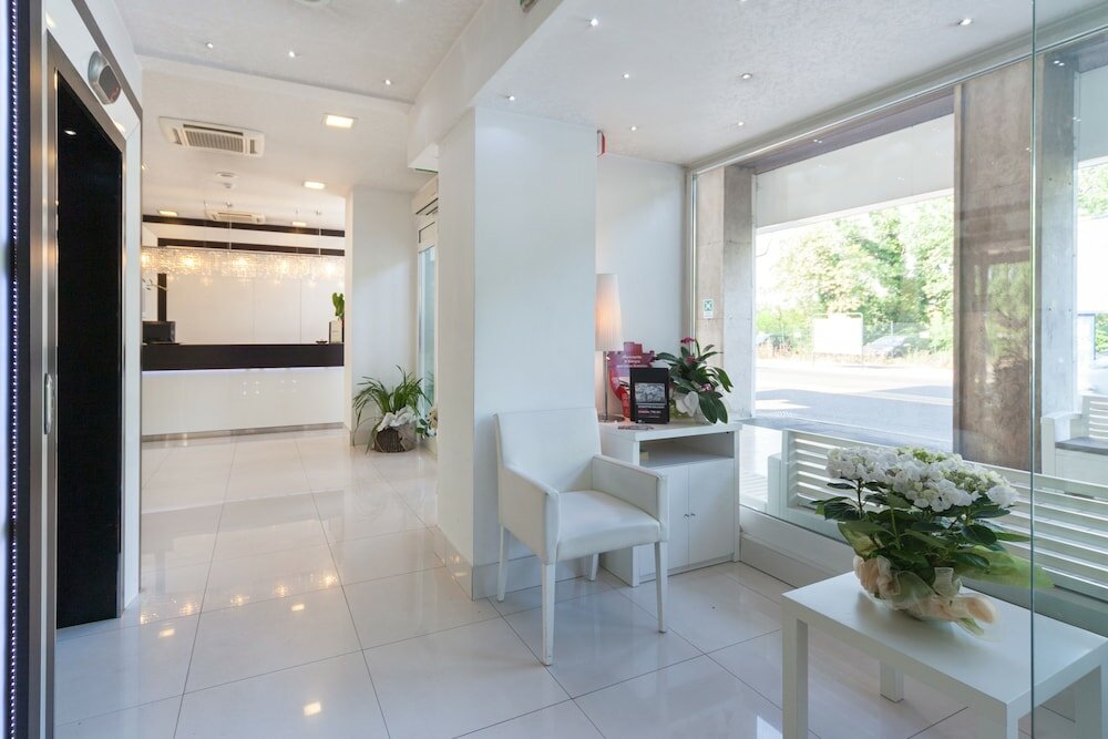 Фото Suite Hotel Elite