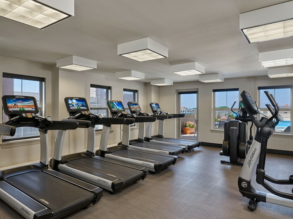 Фото Crowne Plaza New Orleans French Quarter