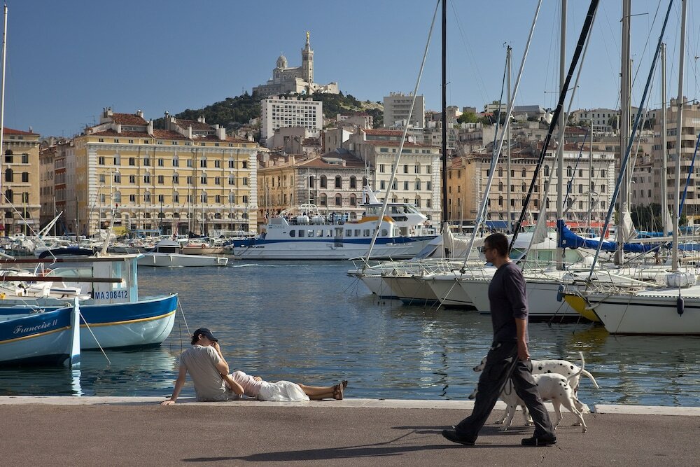 Фото Escale Oceania Marseille Vieux Port