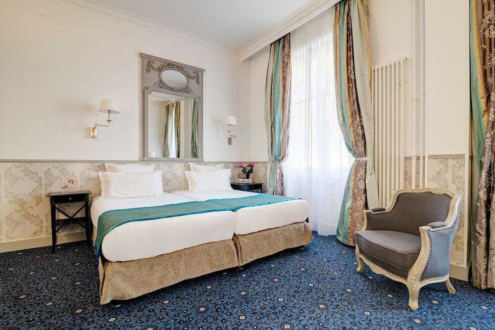 Фото Hotel Bradford Elysees