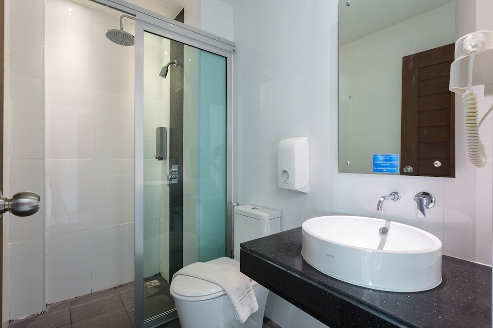 Фото Riverside Hotel