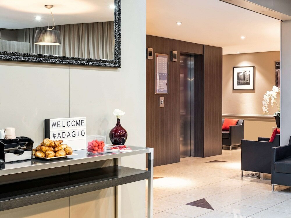 Фото Aparthotel Adagio La Défense Esplanade