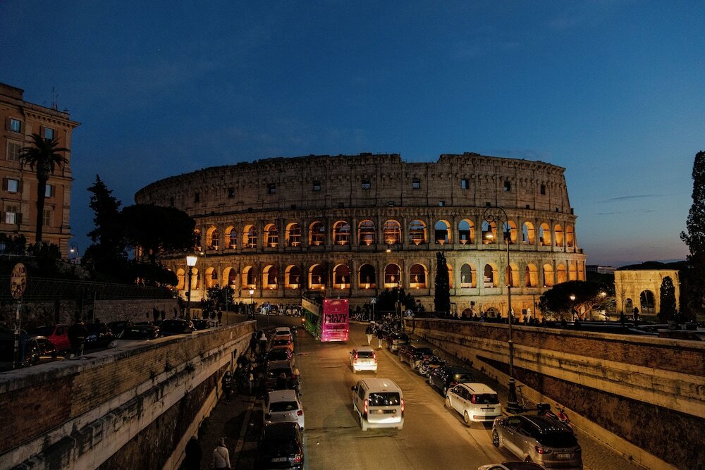 Фото Sofia's Suites Guesthouse