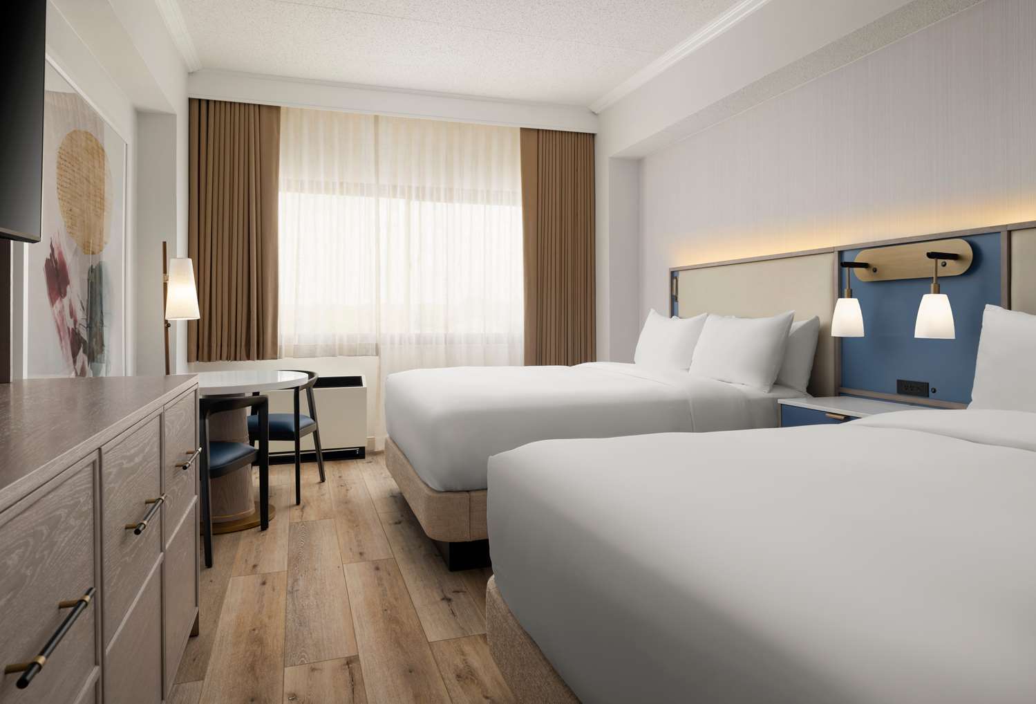 Фото Sonesta White Plains Downtown