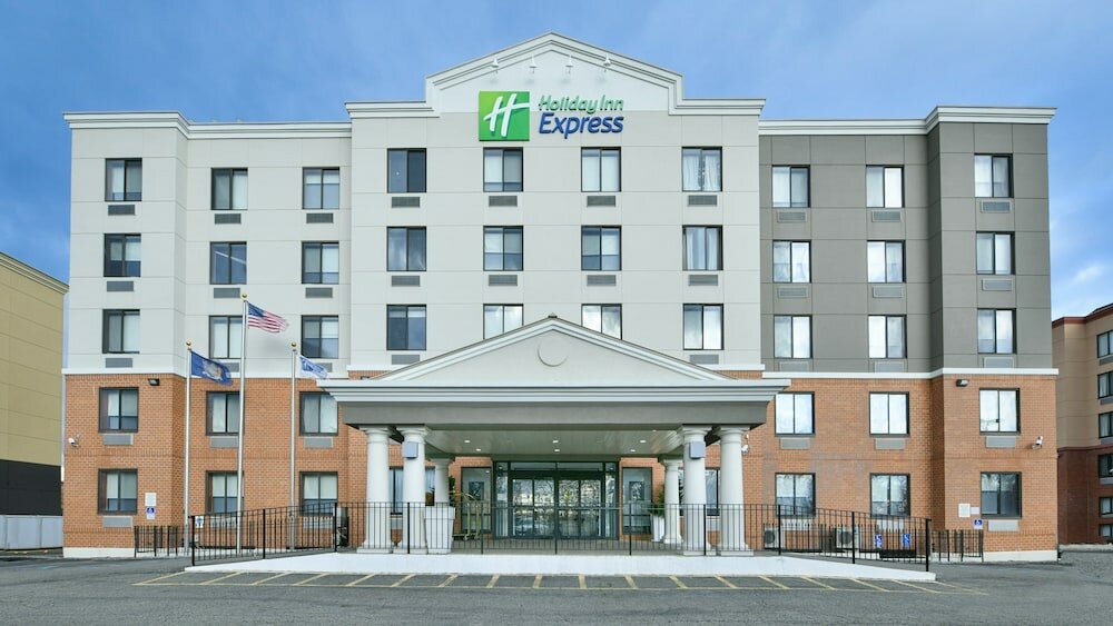 Фото Holiday Inn Express Staten Island West