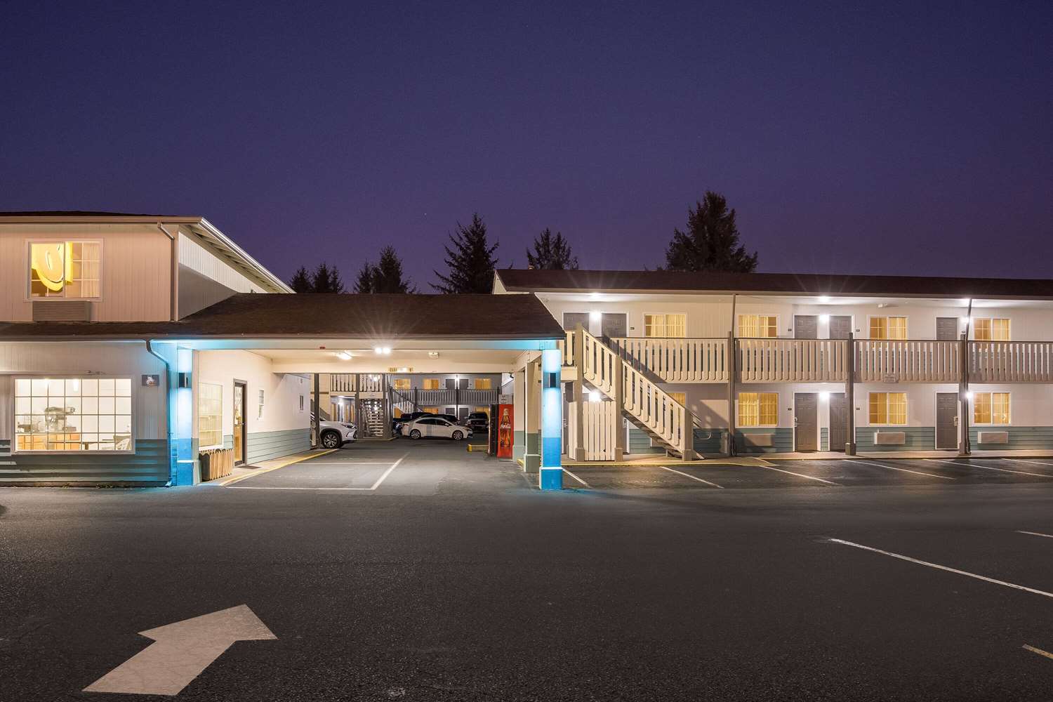 Фото Super 8 by Wyndham Crescent City