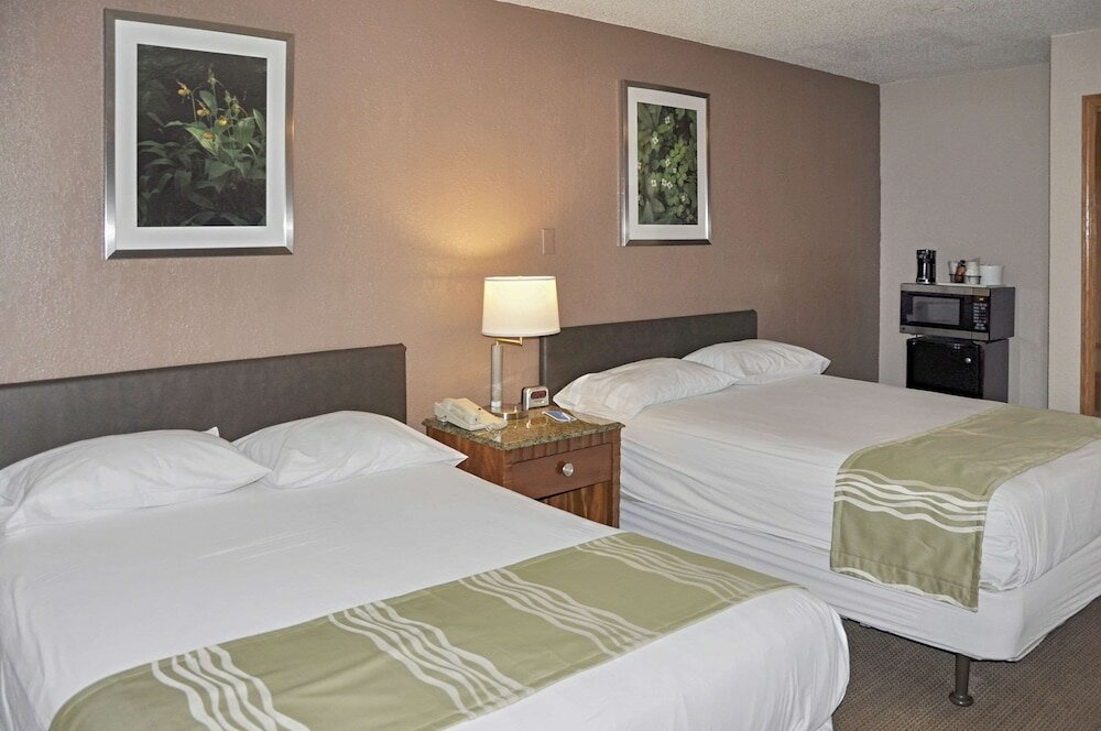 Фото Rodeway Inn Fargo