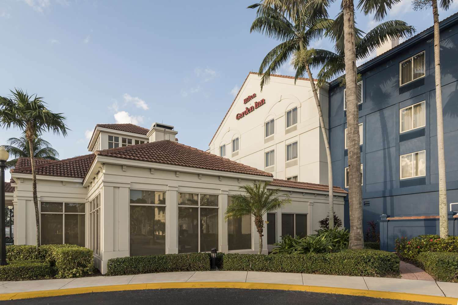 Фото Hilton Garden Inn Boca Raton