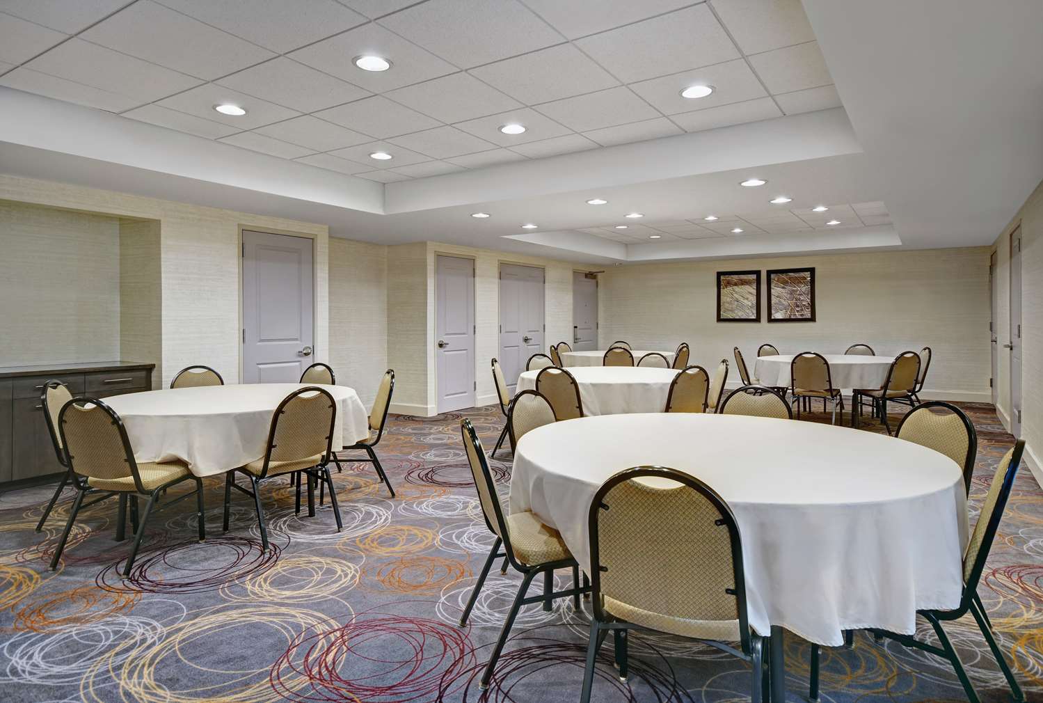 Фото Homewood Suites by Hilton Eatontown