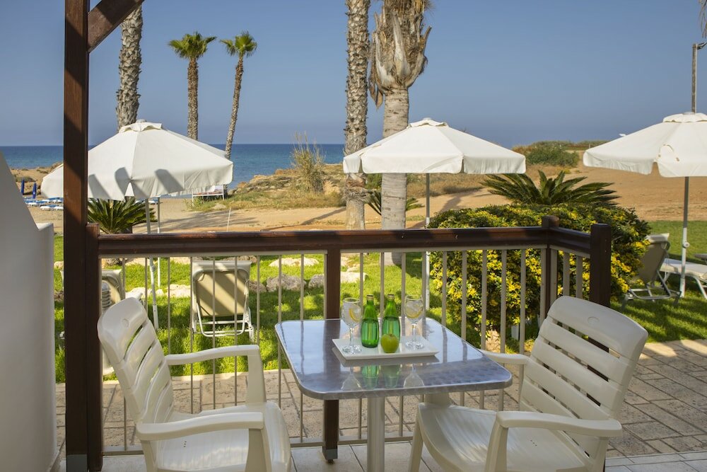 Фото Louis Althea Beach Hotel