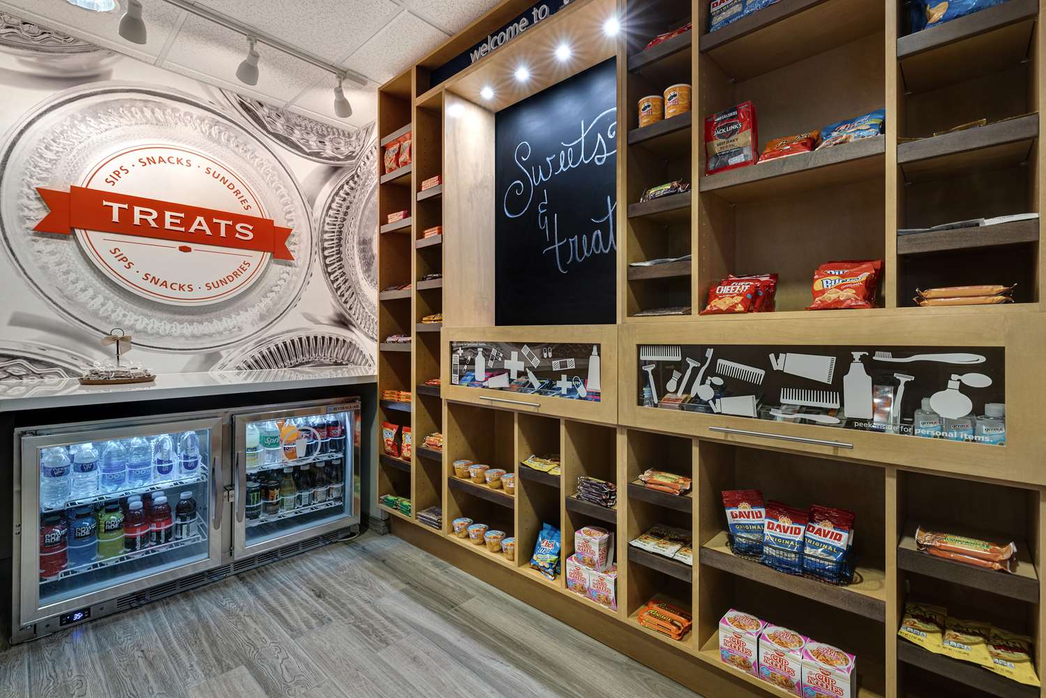 Фото Hampton Inn & Suites Tulare