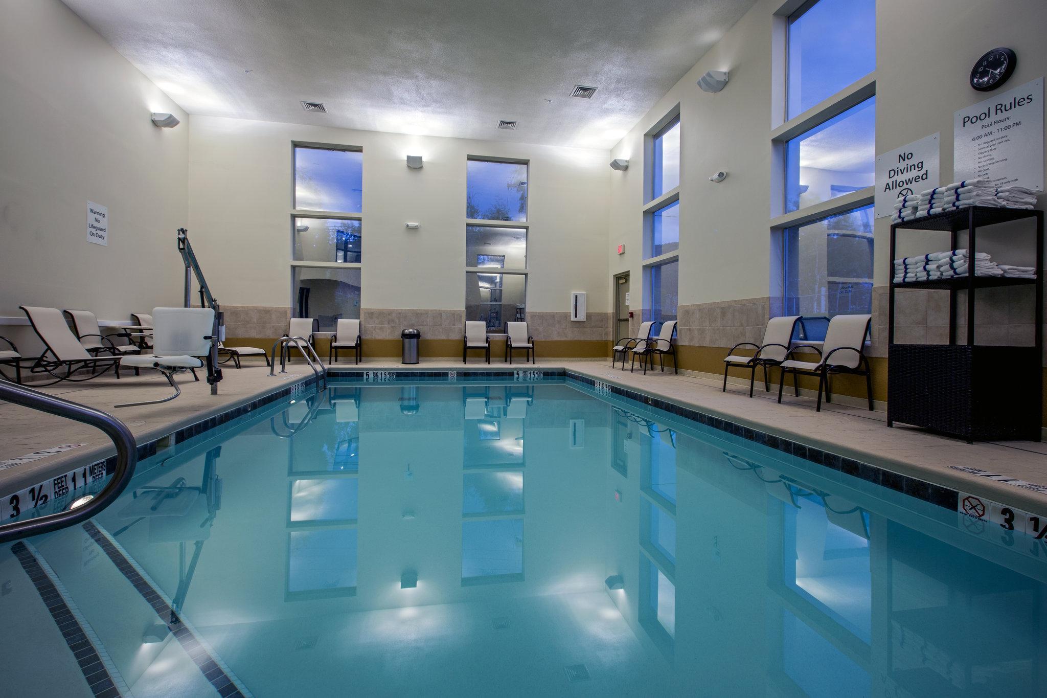 Фото White Pine Lodge