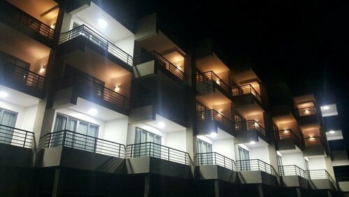 Гостиница The Alps Hotel в Накуру