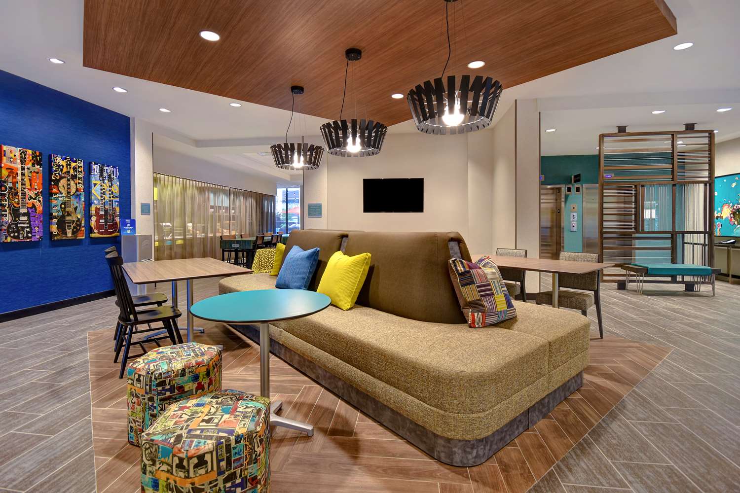 Фото Home2 Suites by Hilton Kalamazoo Downtown