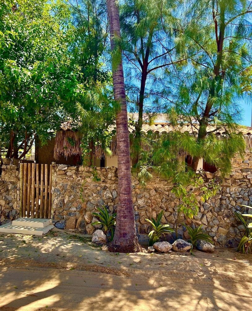 Фото Aloha Village Bangalôs