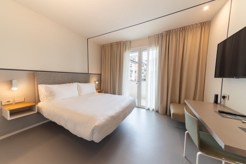 Фото Open Hotel