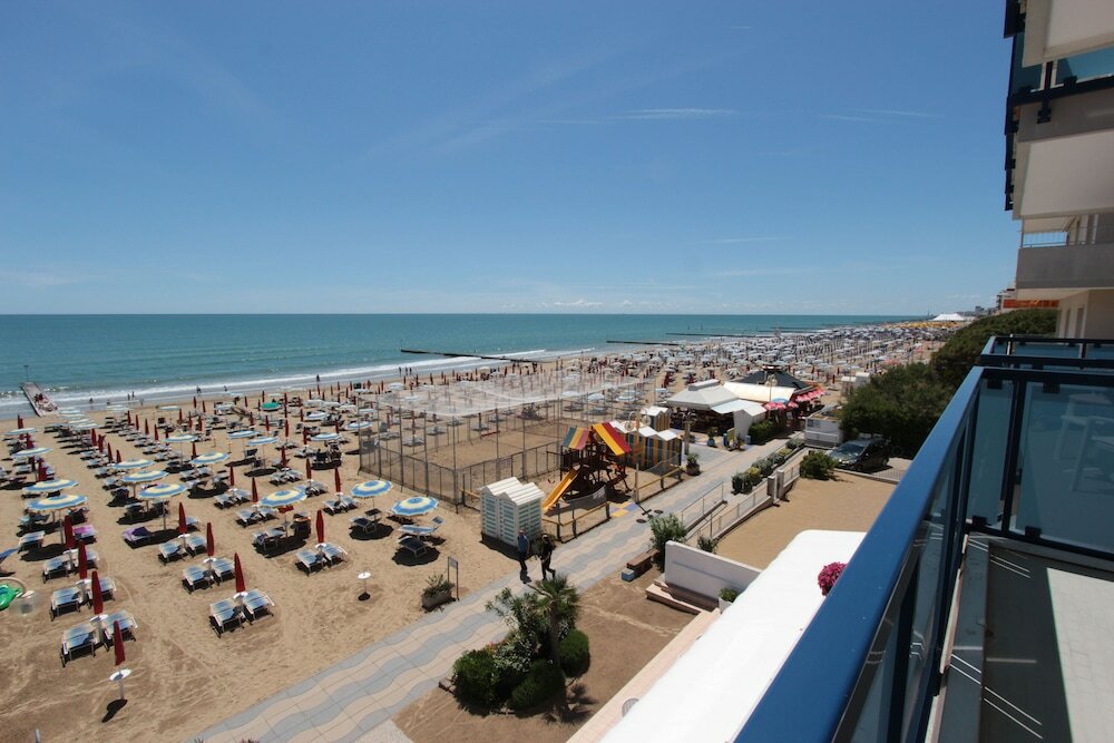 Фото Hotel Souvenir