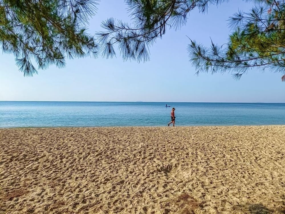 Фото The Poem Hotel