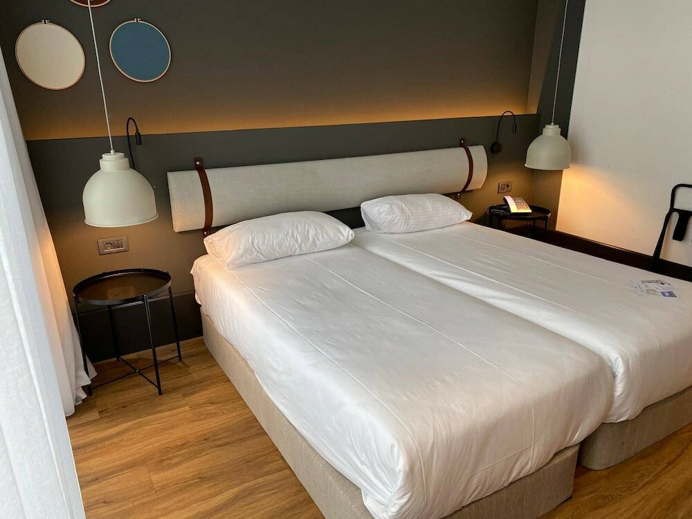 Фото Neo Kvl Hotel by Tasigo