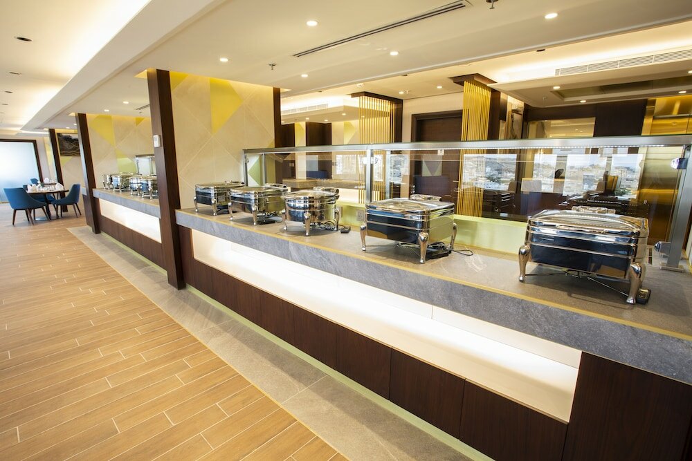 Фото Velar Inn Hotel