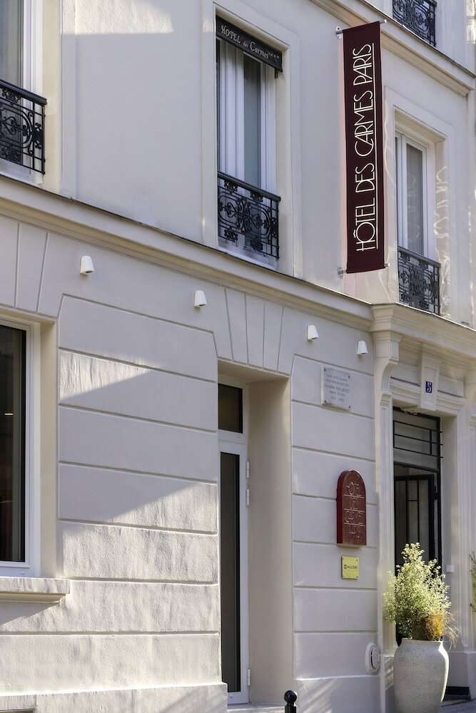 Фото Hotel Des Carmes