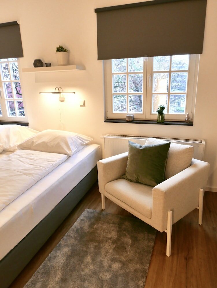 Фото Fachwerk Hotel Wuppertal