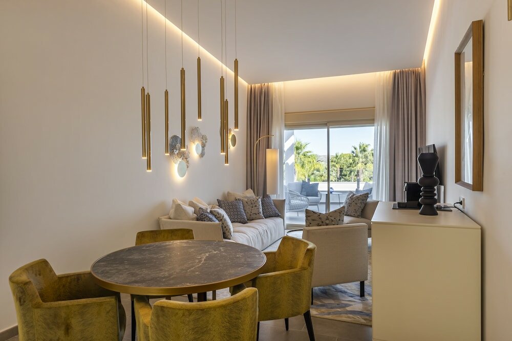 Фото Dionis Boutique Hotel & SPA