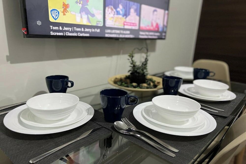 Фото Luxe Air Residences by Makati