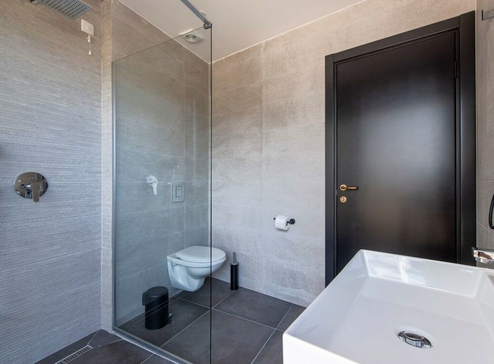 Фото Soho Suites