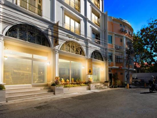 Фото отеля 1