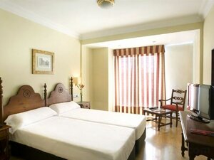 Гостиница Virgen de los Reyes