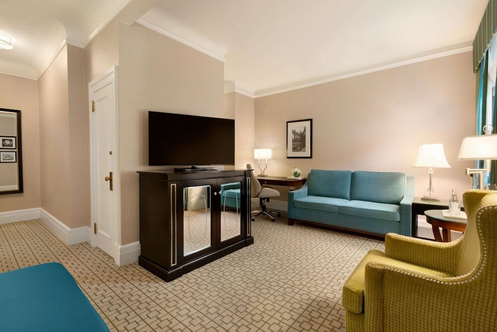 Фото Fairmont Chateau Laurier