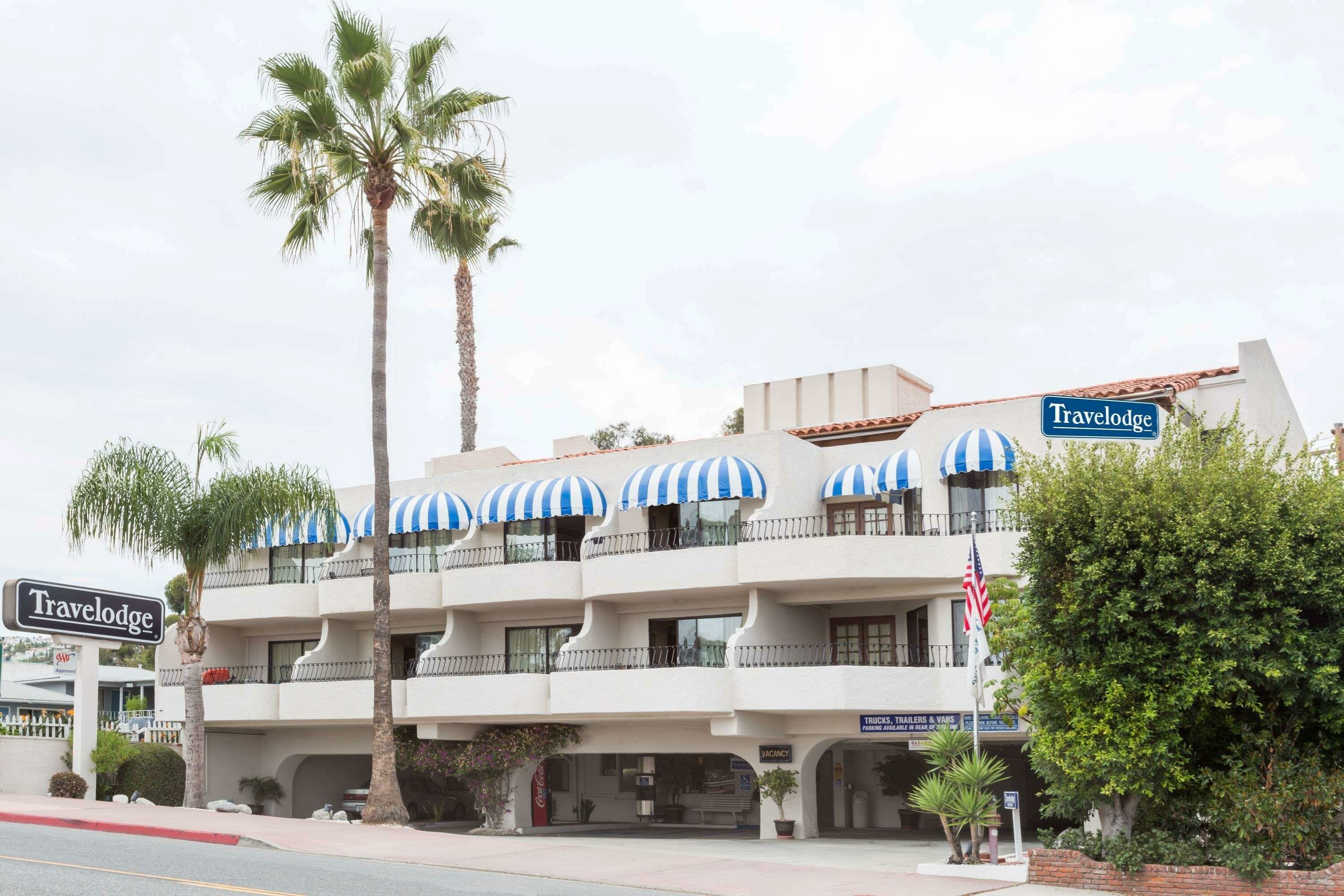 Фото Travelodge by Wyndham San Clemente Beach